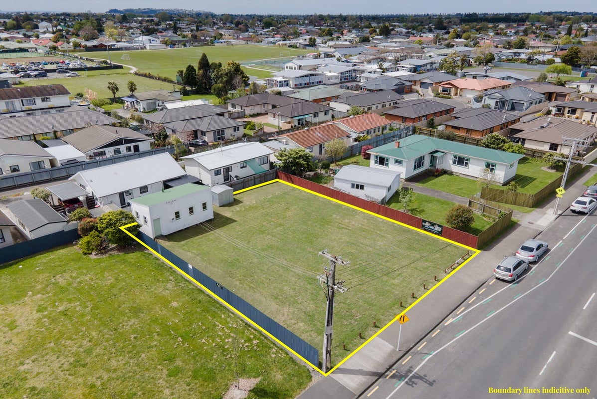 18 Meeanee Road, Taradale, Napier - Carousel 11