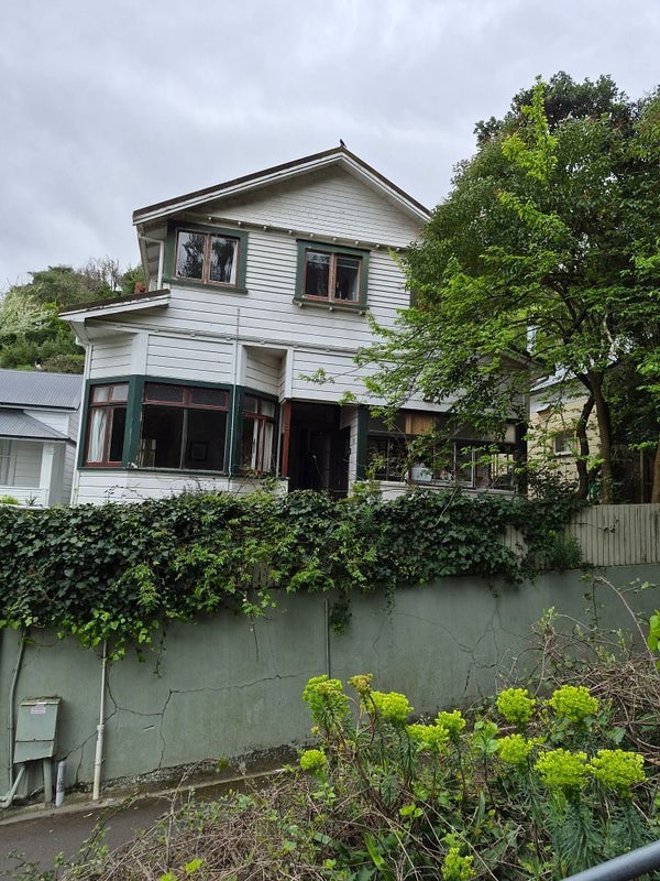 1/6 Priestley Road, Bluff Hill, Napier, Hawke's Bay - Carousel 2