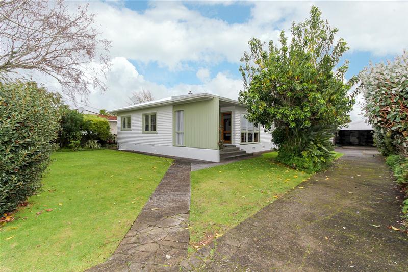 34 Ballance Street, Lower Vogeltown, New Plymouth - Carousel 1