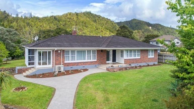16 Radcliffe Street, Kensington, Whangarei - Carousel 1