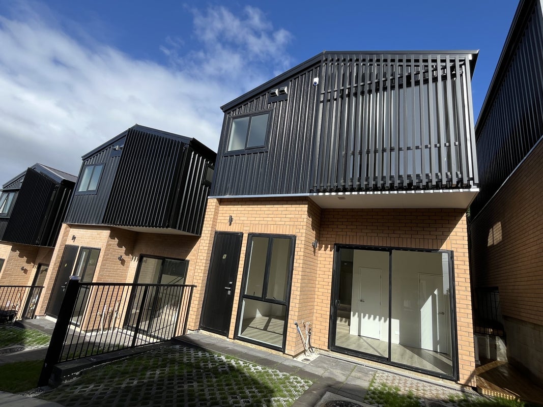 3/19 Kotahi Road, Mount Wellington, Auckland - Carousel 1
