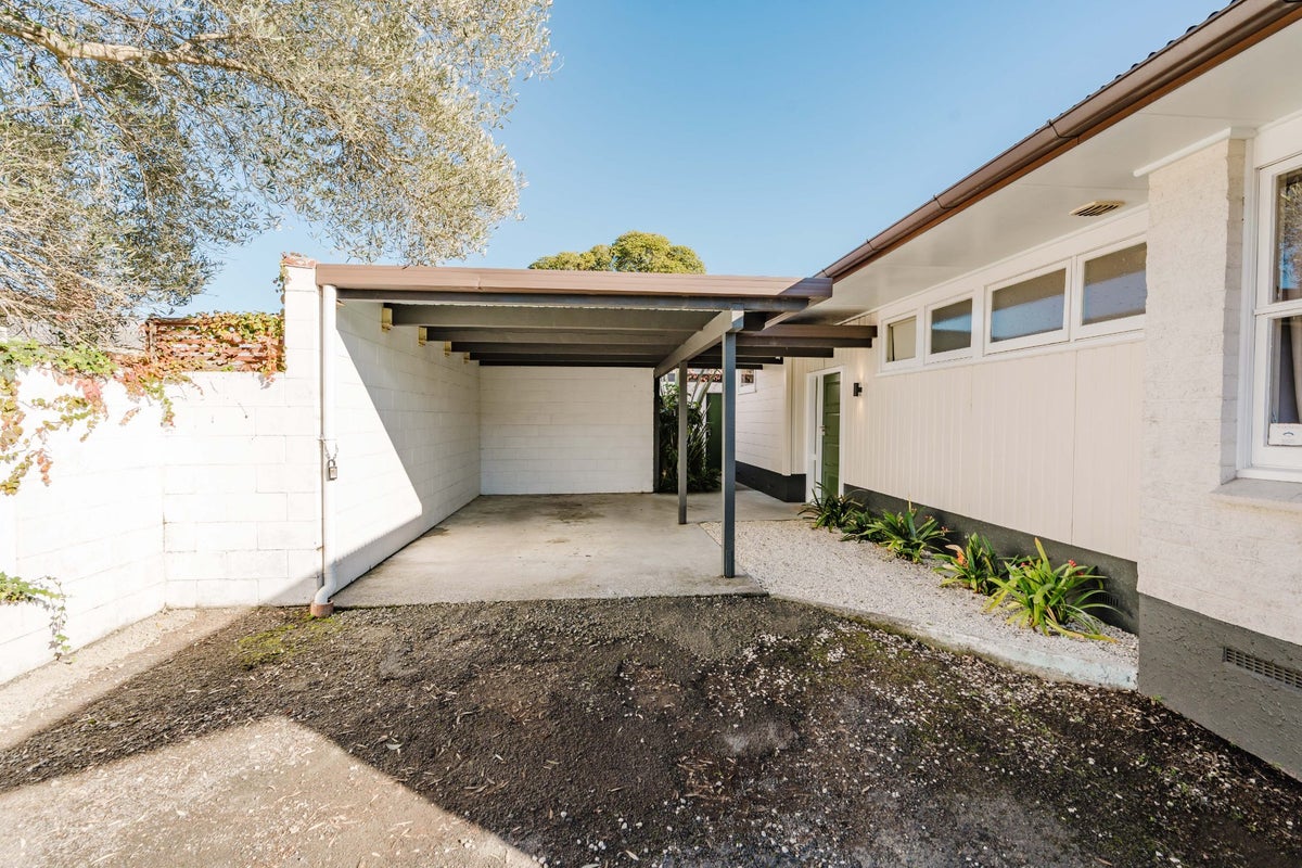 5A Claude Street, Fairfield, Hamilton - Carousel 17