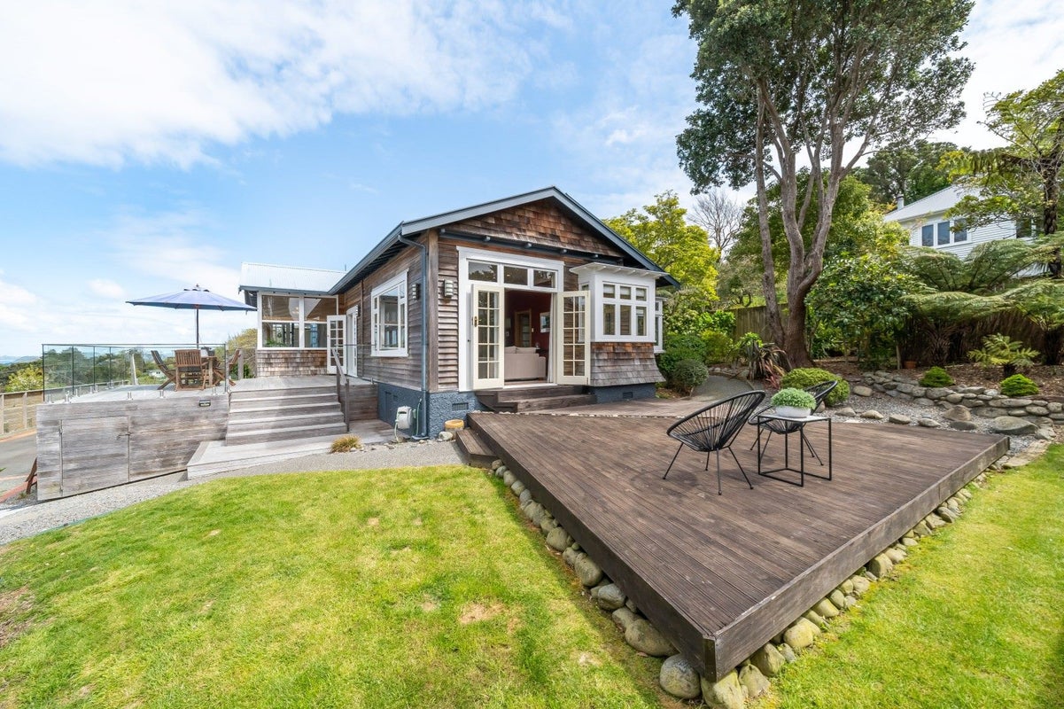 7 Wairere Road, Belmont, Lower Hutt - Carousel 2