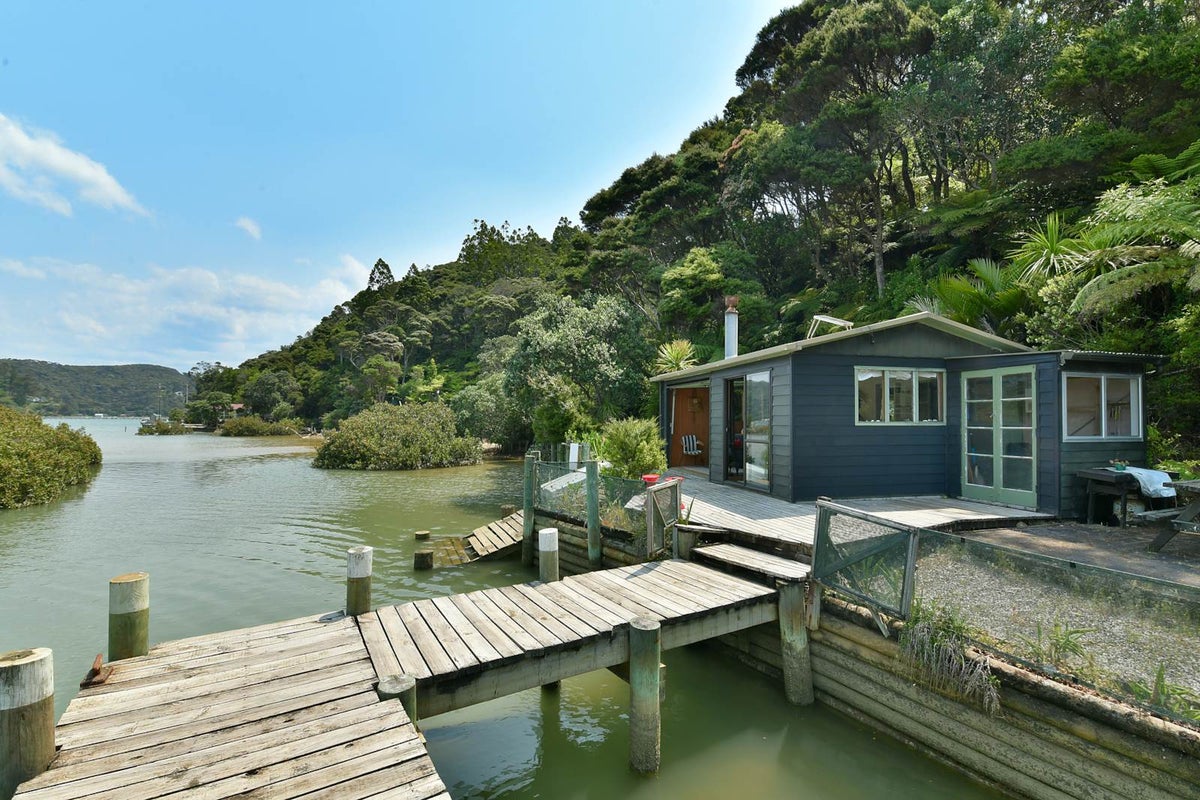 103 North Cove, KAWAU ISLAND, Kawau Island - Carousel 18
