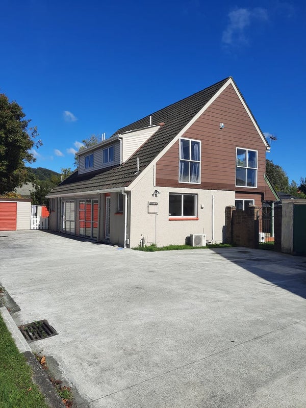 3/788 Fergusson Drive, Elderslea, Upper Hutt - Carousel 1