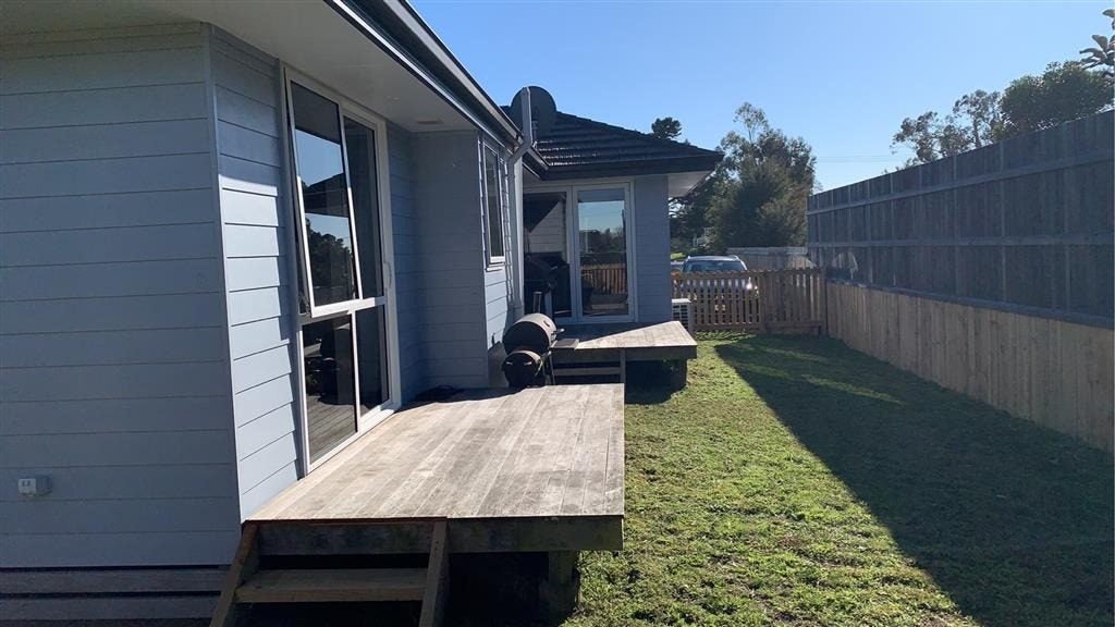 158 Barnett Avenue, Best Island, Richmond - Carousel 1