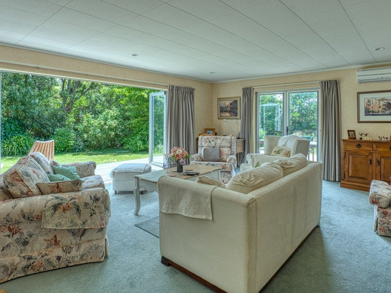 21 Atkinson Avenue, Otaki Beach, Otaki - Carousel 25