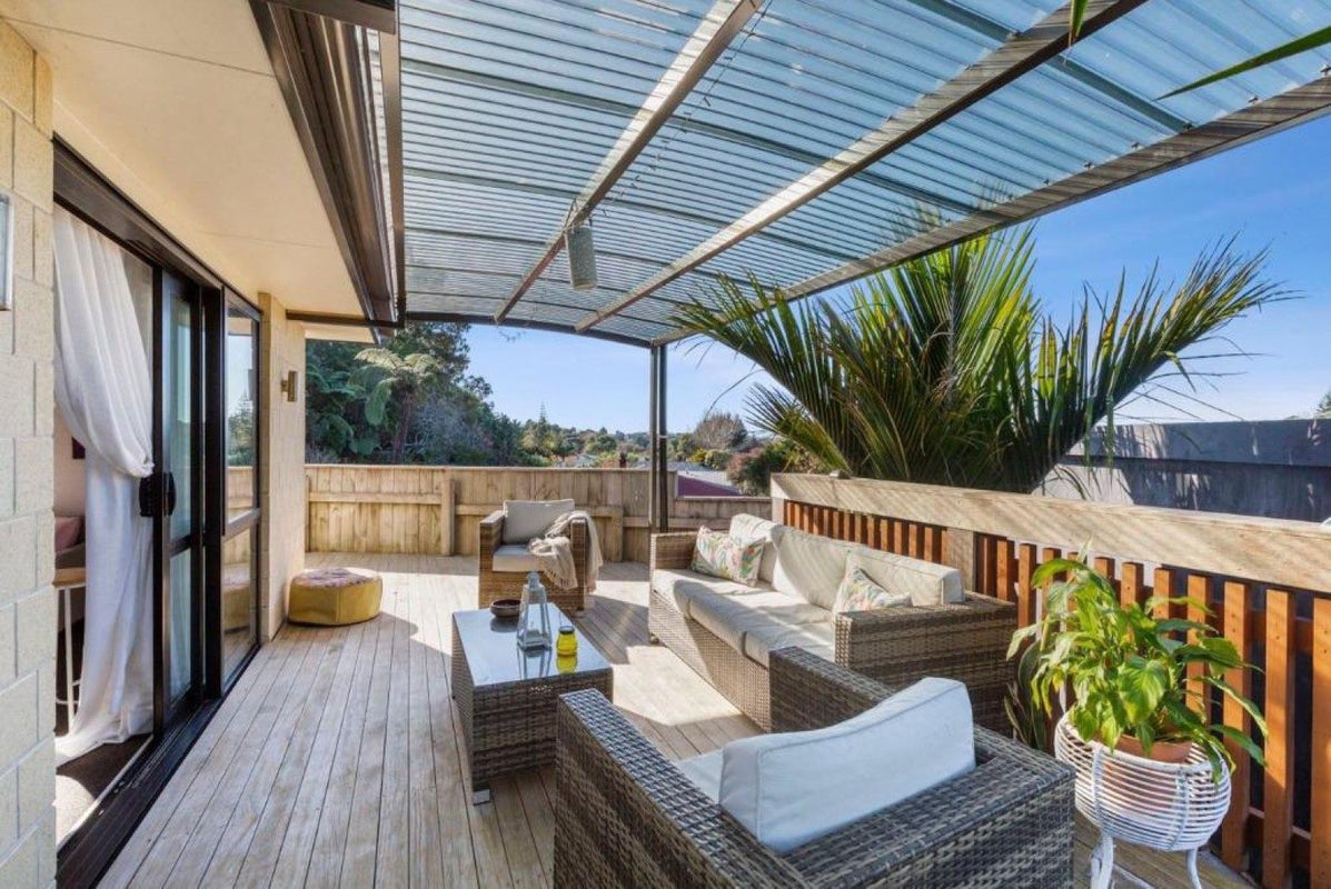 176 Omata Road, Blagdon, New Plymouth - Carousel 1