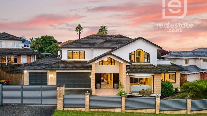9 Burnaston Court, Dannemora, Auckland - Carousel 1
