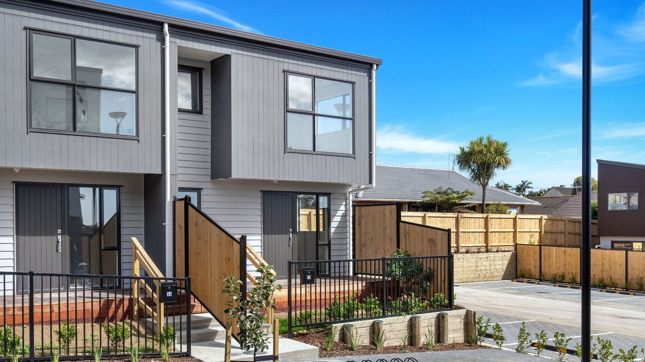 250B Great North Road, Henderson, Auckland - Carousel 1