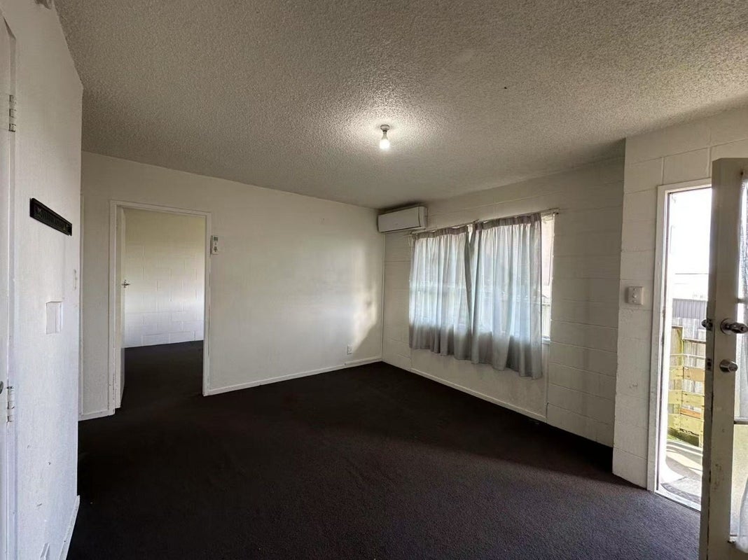 81 Lake Road, Frankton, Hamilton - Carousel 2
