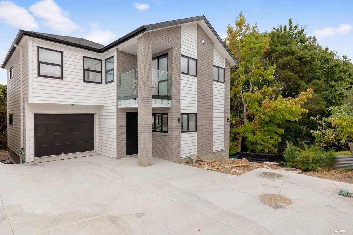 14C Rimu Street, New Lynn, Auckland - Carousel 2