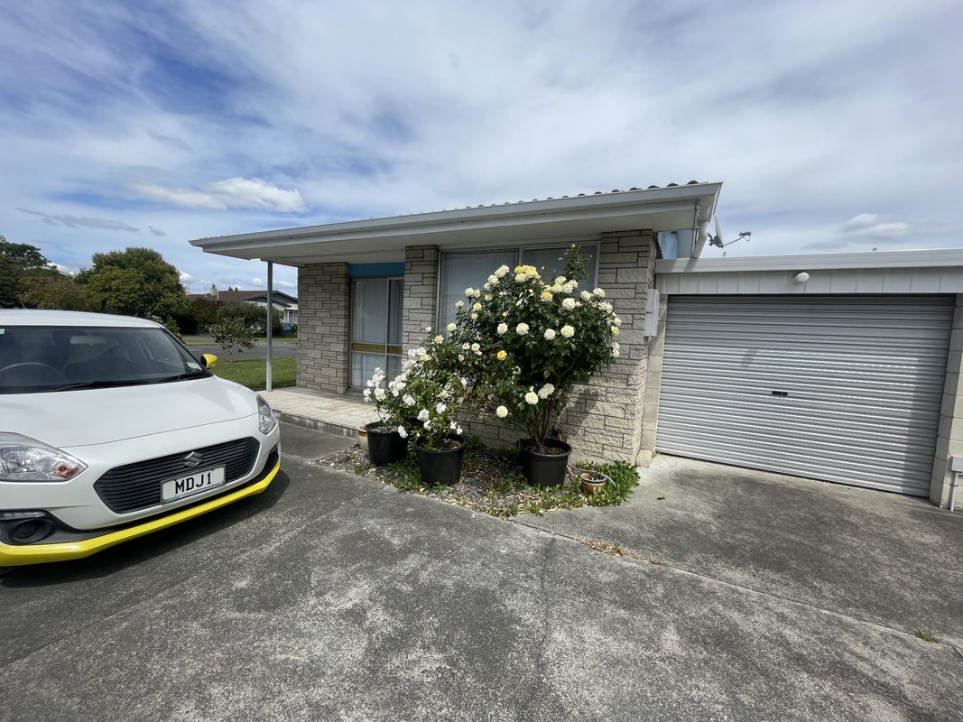 1/506 Brunswick Street, Saint Leonards, Hastings - Carousel 1