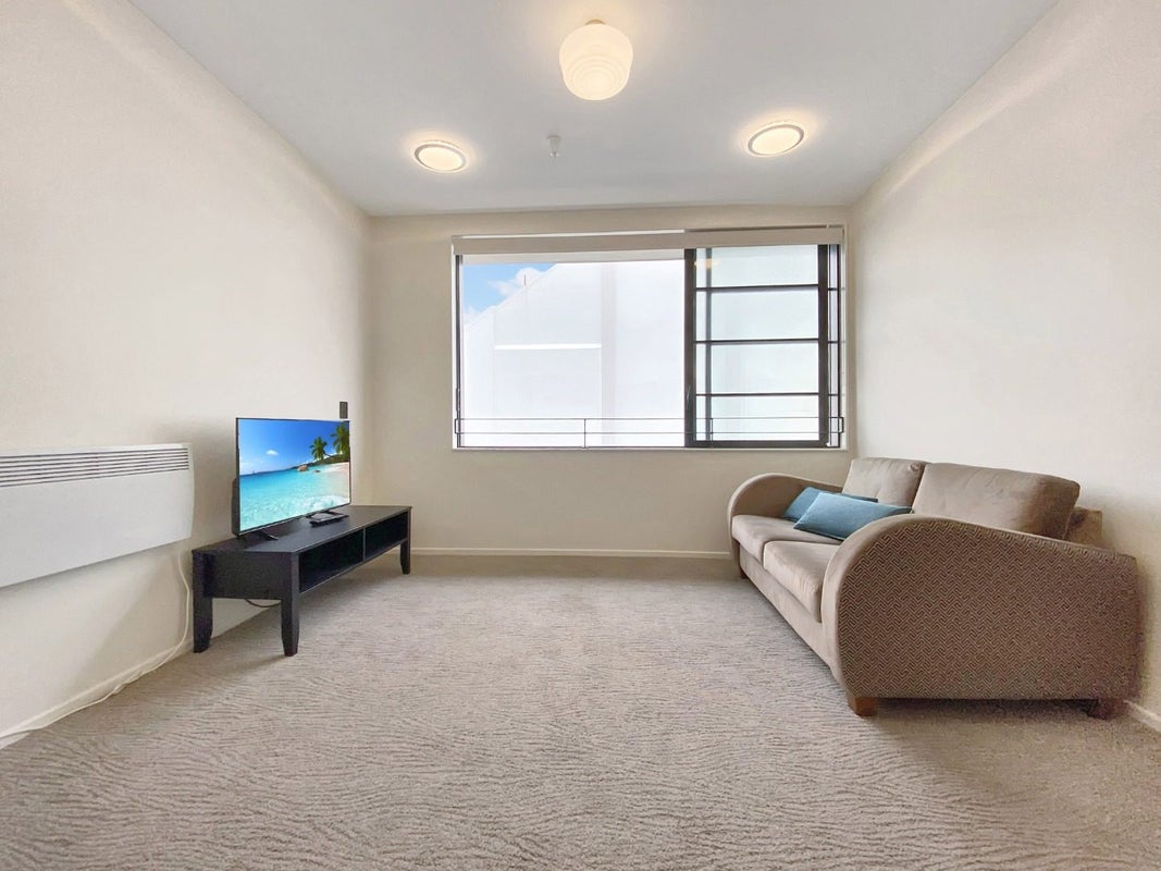 206/3 Roxburgh Street, Mount Victoria, Wellington - Carousel 2