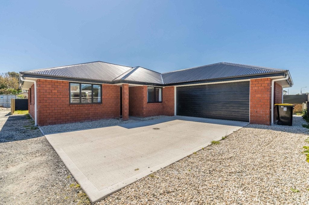 252 Crinan Street, Appleby, Invercargill - Carousel 1