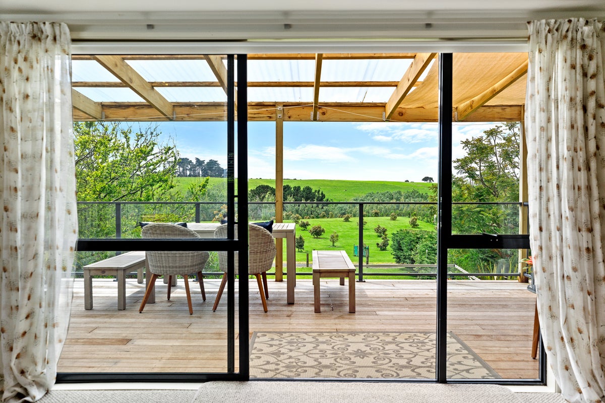 131 Town Point Road, Maketu, Te Puke - Carousel 2