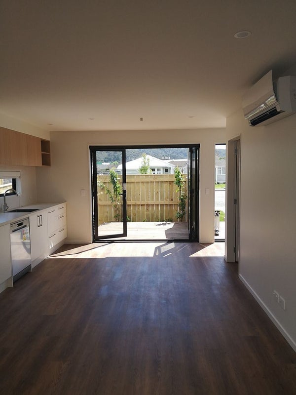 2/26 Fitzherbert Road, Wainuiomata, Lower Hutt - Carousel 1