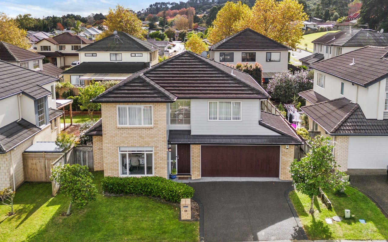 22 Silverwood Drive, Flat Bush, Auckland - Carousel 2