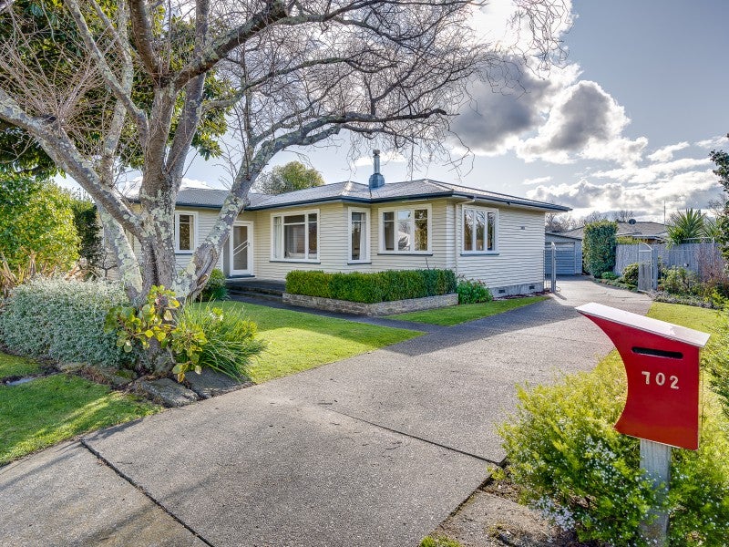 702 Maxville Drive, Parkvale, Hastings - Carousel 1