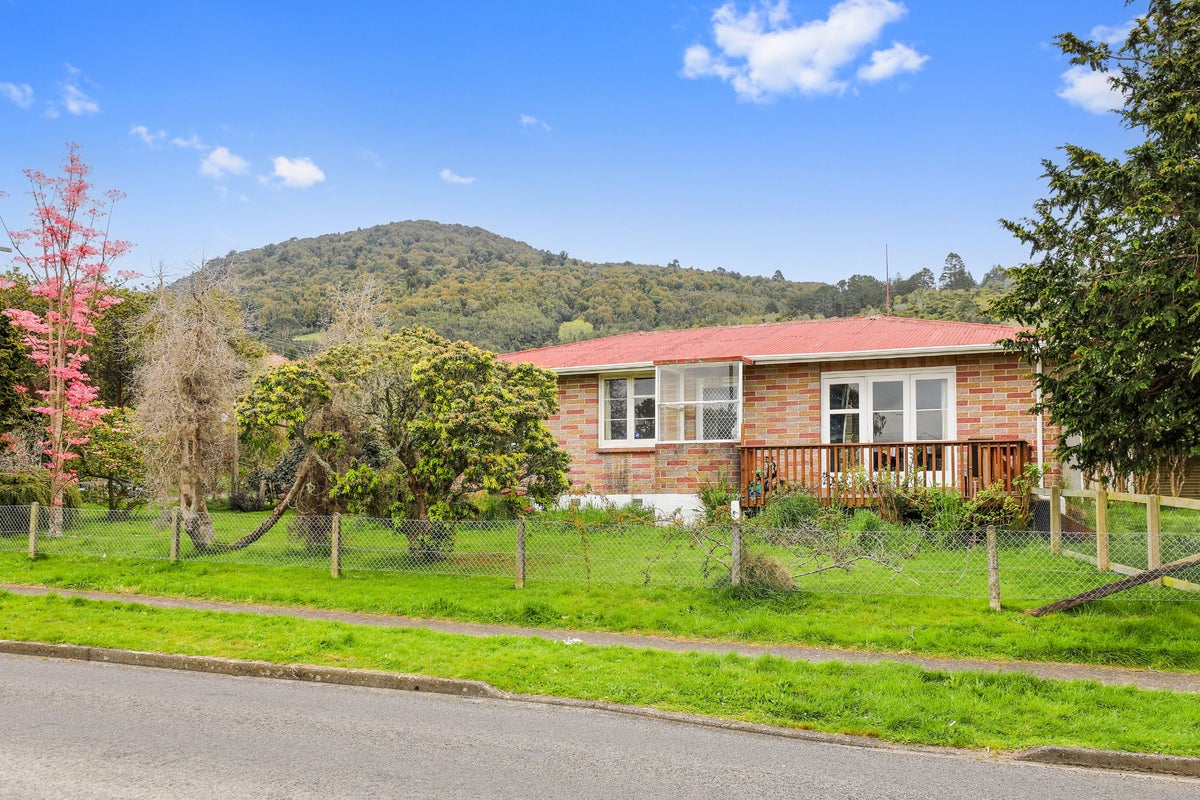 29 Brookland Road, Western Heights, Rotorua - Carousel 1