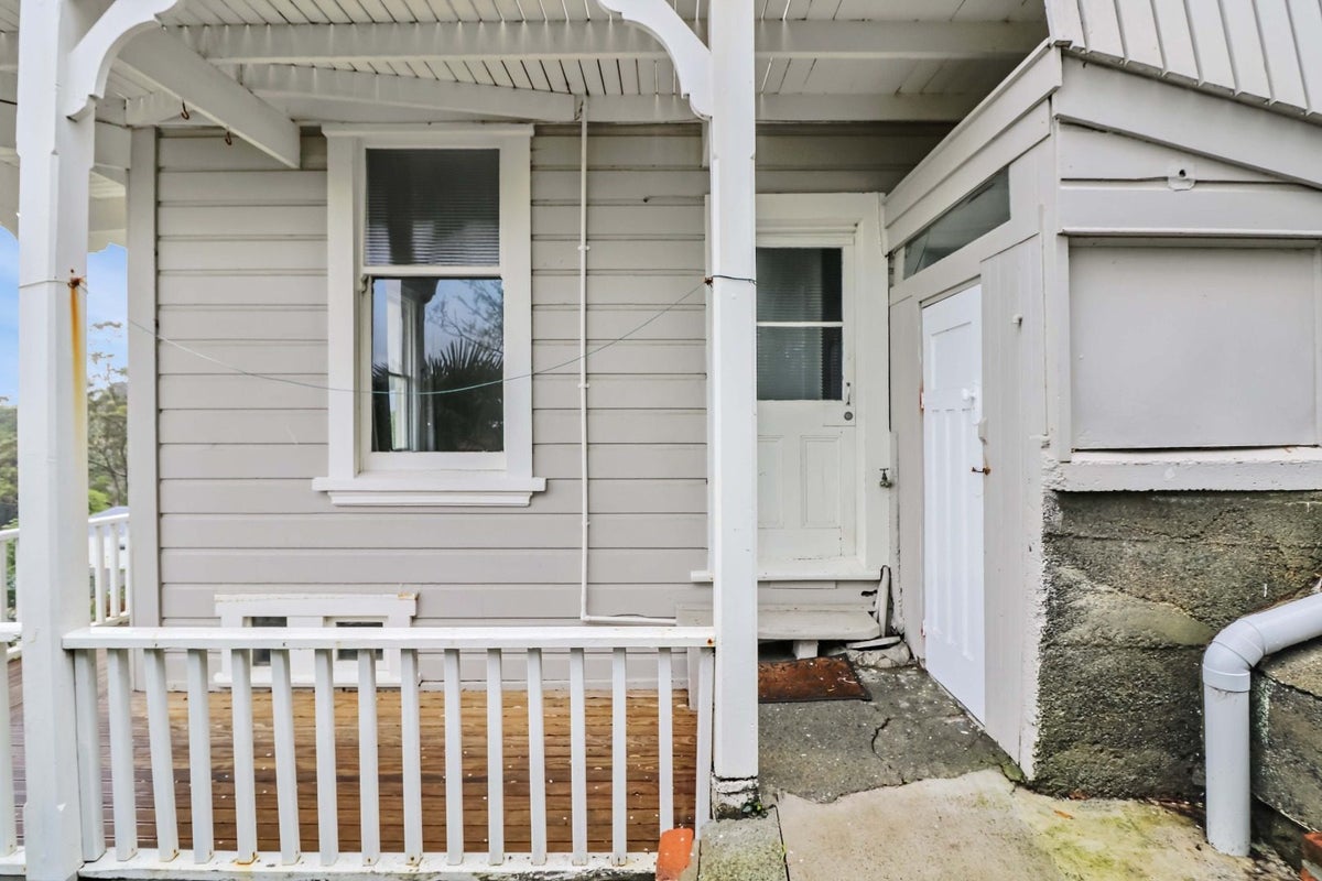 55 Bidwill Street, Mount Cook, Wellington - Carousel 2