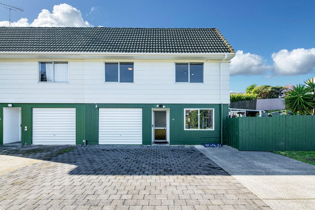 41 Kohekohe Street, New Lynn, Auckland - Carousel 2