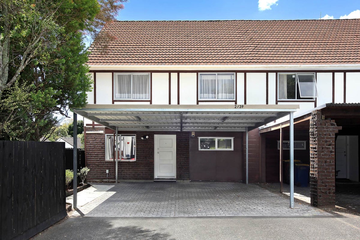 2/39 Seabrook Avenue, New Lynn, Auckland - Carousel 1