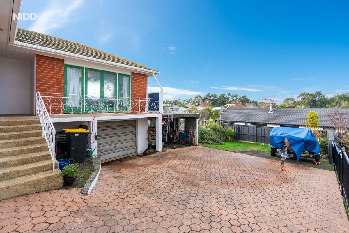 18 Delta Drive, Waldronville, Dunedin - Carousel 16