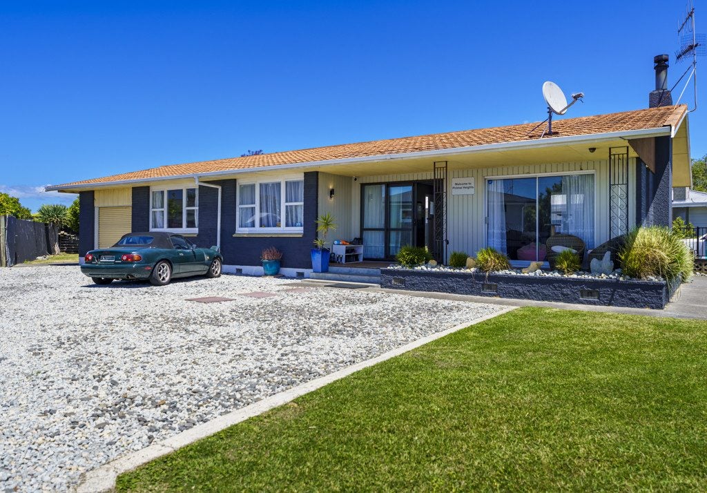 6 Mcgregor Avenue, Pirimai, Napier - Carousel 1