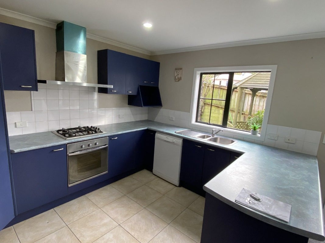 70A Erlestoke Crescent, Churton Park, Wellington - Carousel 2