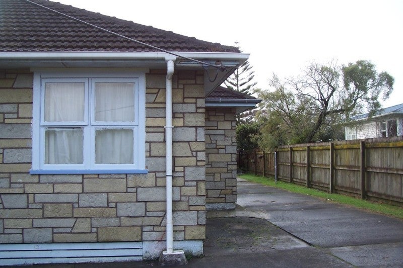 1/85 Swanson Road, Henderson, Auckland - Carousel 2