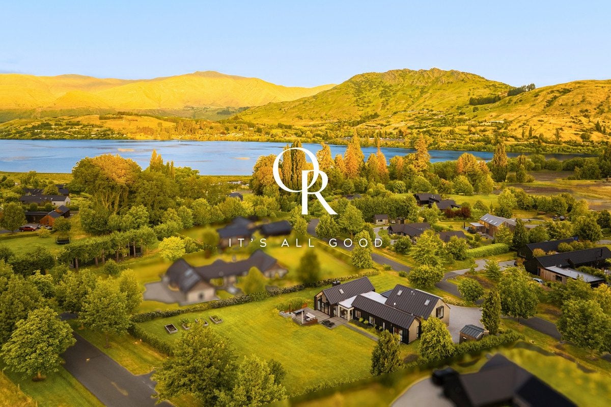 5 Ellen Johnson Terrace, Lake Hayes, Queenstown - Carousel 1
