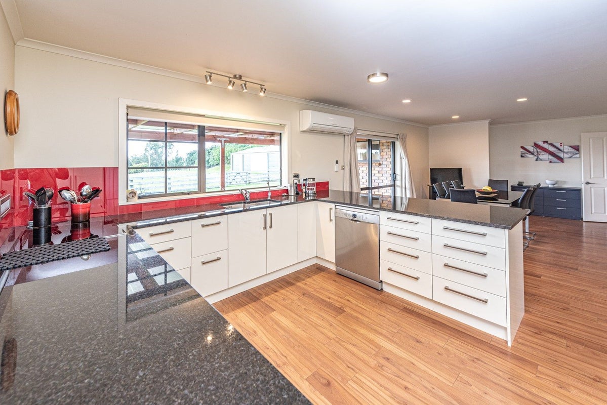 62 Mission Road, Westmere, Whanganui - Carousel 2