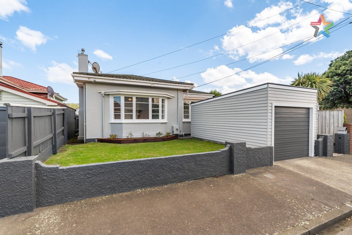 3 King Street, Petone, Lower Hutt - Carousel 1
