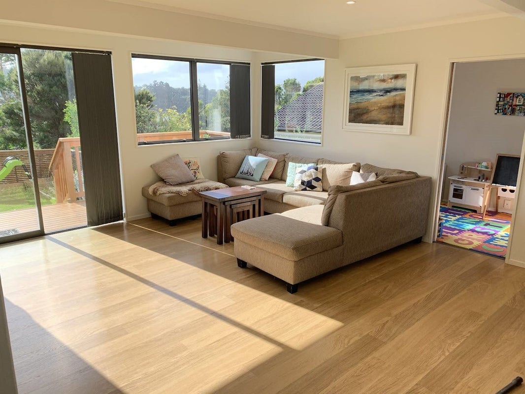 215 Staithes Drive South, Whitby, Porirua - Carousel 2
