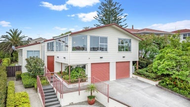 28 Juniper Road, Sunnynook, Auckland - Carousel 1