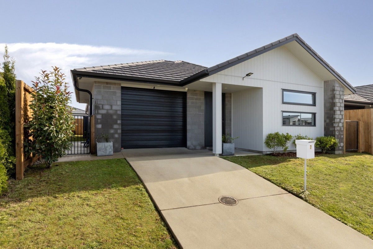 7 Tamapahore Boulevard, Papamoa Beach, Papamoa - Carousel 2