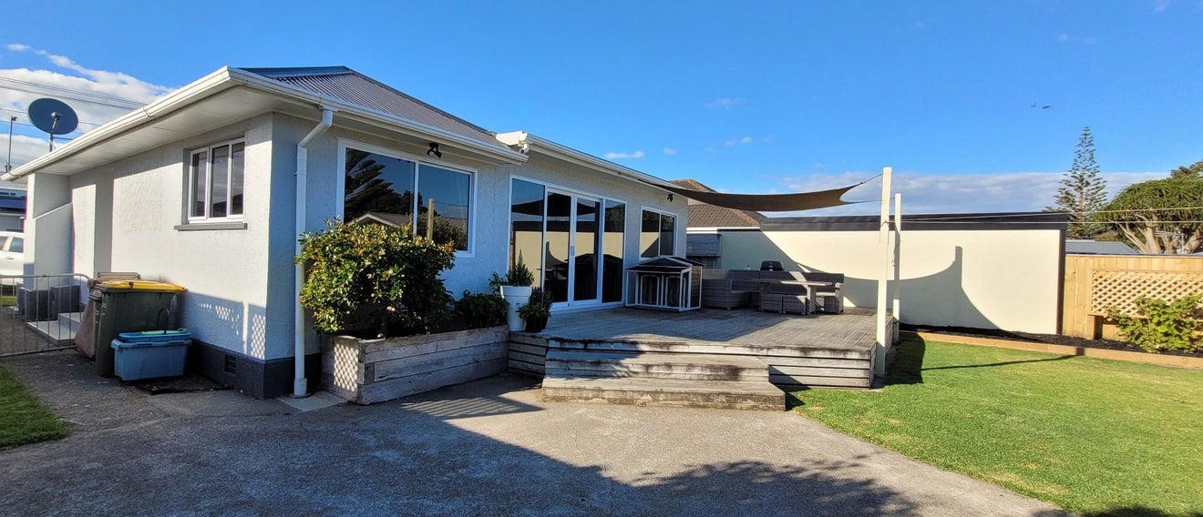 37 Princes Street, Fitzroy, New Plymouth - Carousel 2