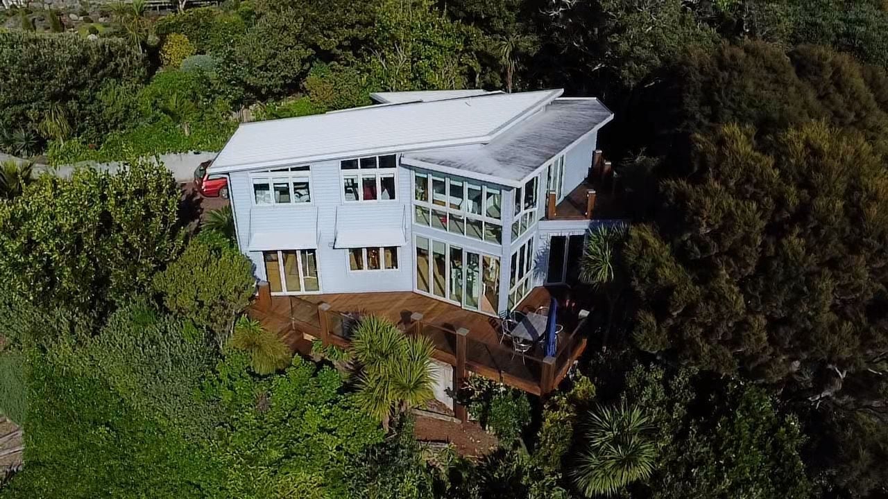43A Tiri View Road, Palm Beach, Waiheke Island - Carousel 1