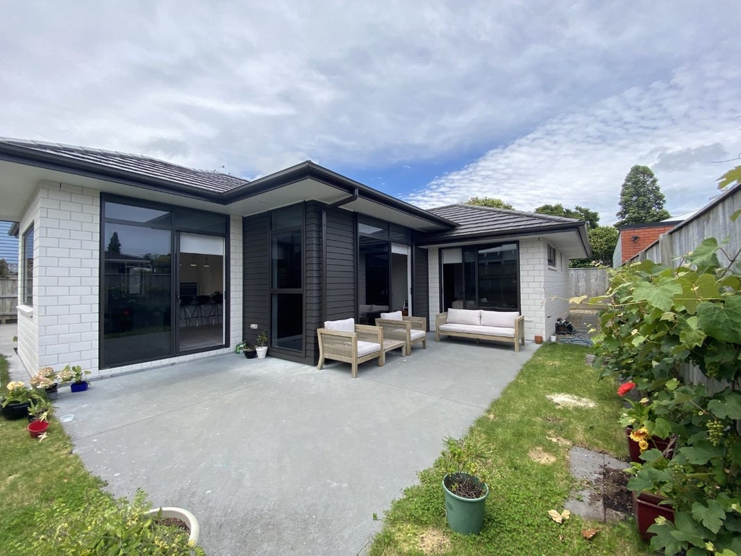 22A George Street, Lower Vogeltown, New Plymouth - Carousel 2