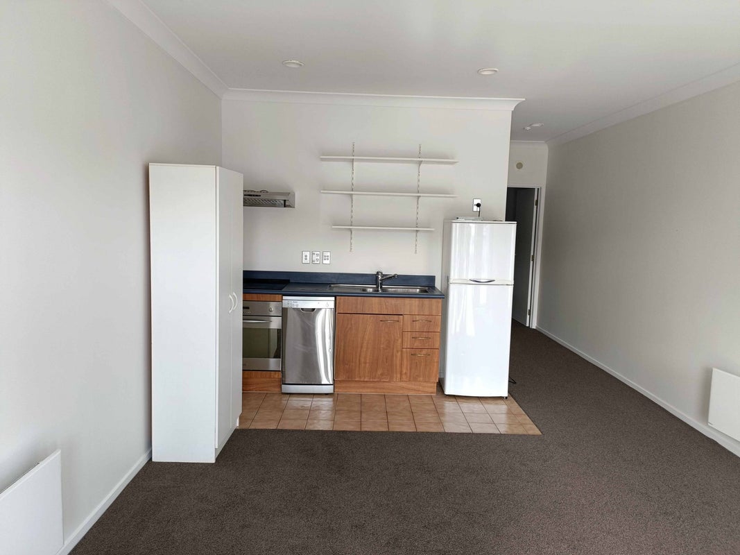 109/3 Morningside Drive, St Lukes, Auckland - Carousel 1