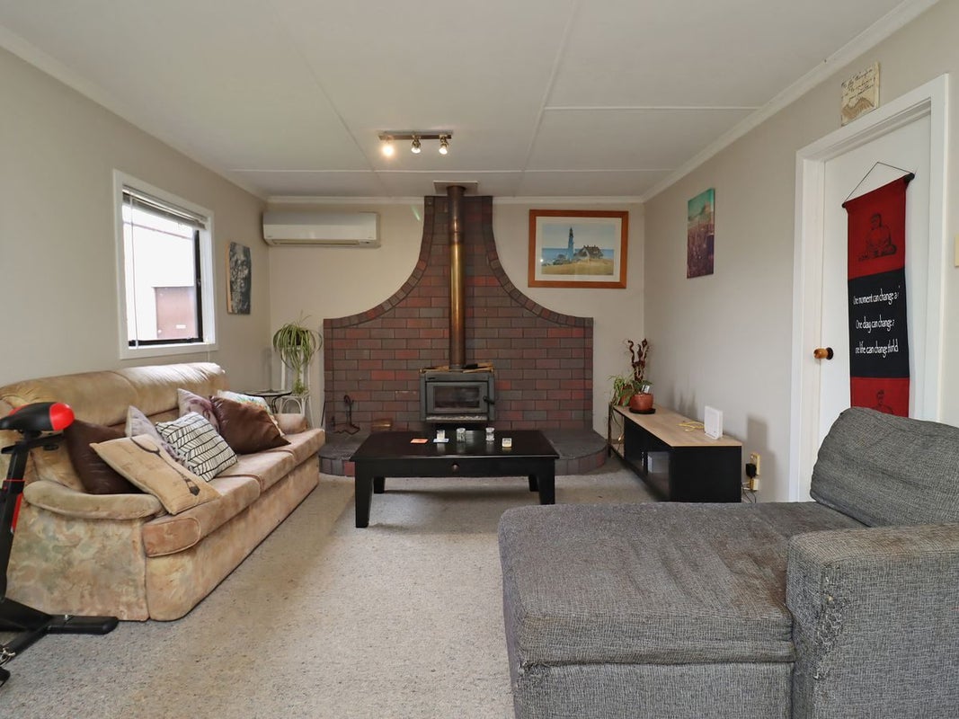 6 Parker Street, Glenavy, Waimate - Carousel 2