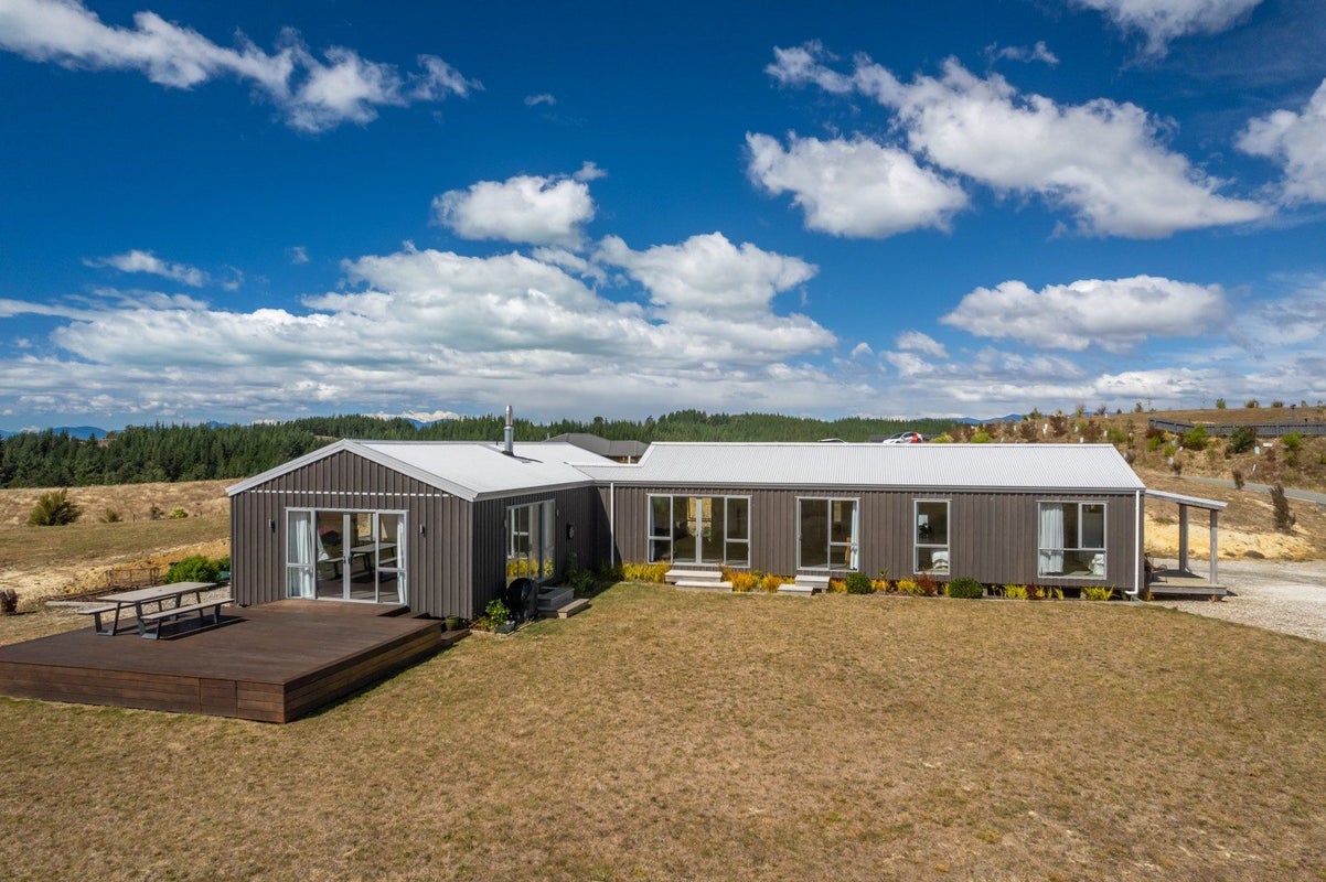 90 Tiro Kina Road, Tasman - Carousel 1