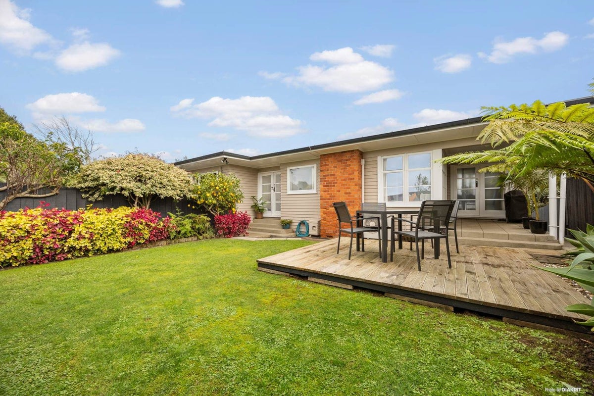 80A QUEENSTOWN ROAD, Onehunga, Auckland - Carousel 1