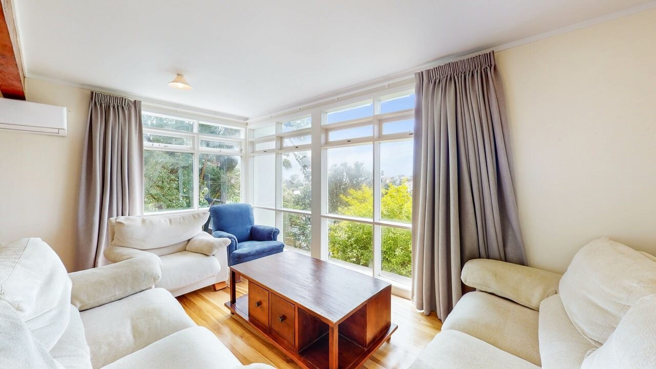 52B Raroa Road, Kelburn, Wellington - Carousel 1
