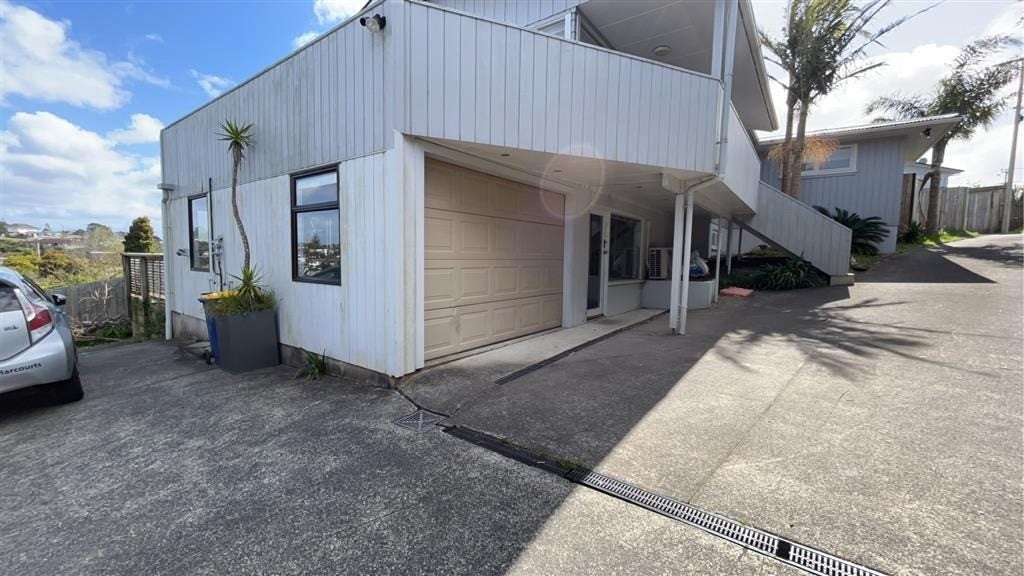 158 Carlisle Road, Northcross, Auckland - Carousel 1