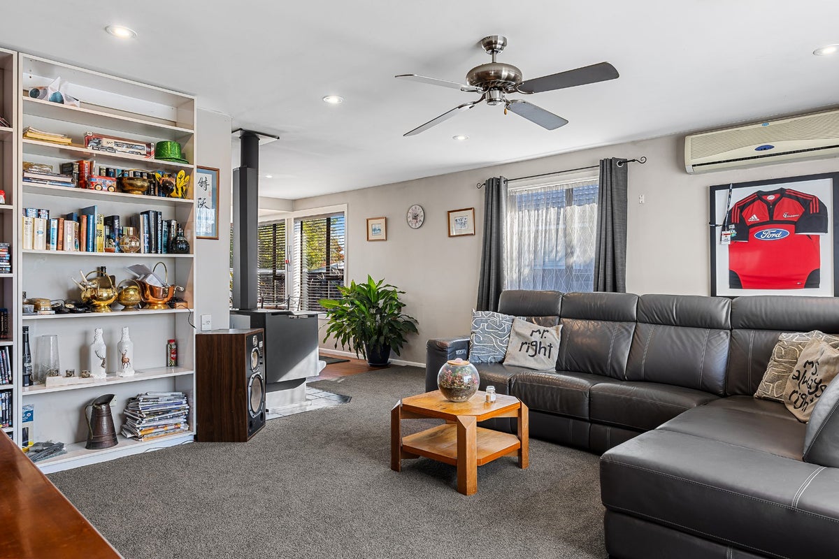 135 Buchanans Road, Hei Hei, Christchurch - Carousel 2