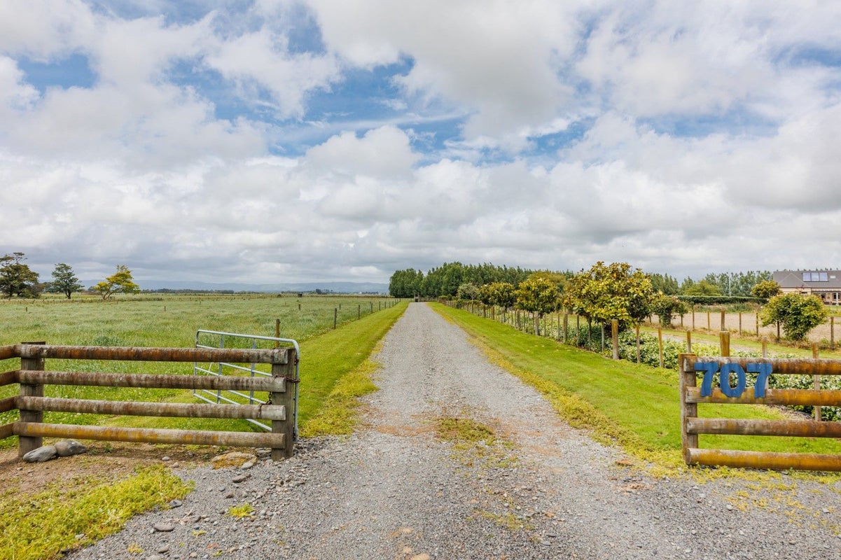 707 Aranui Road, Kairanga, Palmerston North - Carousel 2