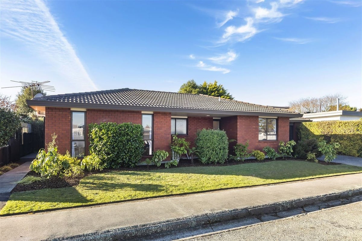 2 Manuka Street, Mairehau, Christchurch - Carousel 1