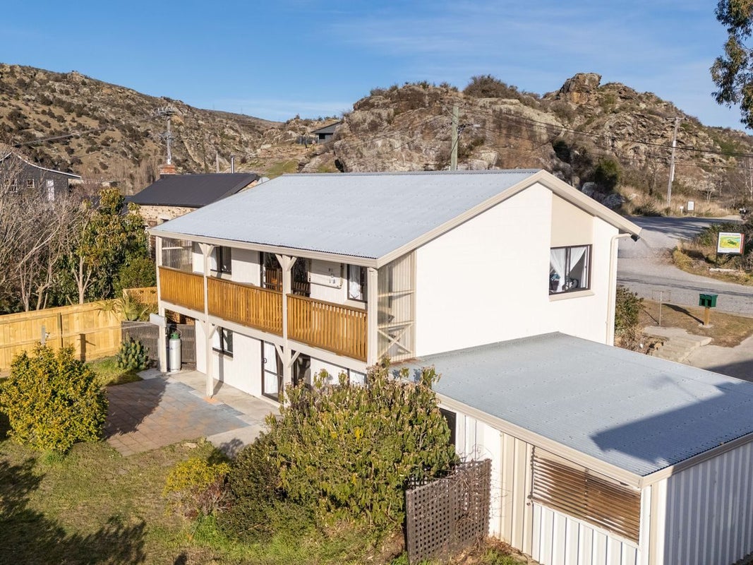 6 Teviot Street, Oamaru North, Oamaru - Carousel 1